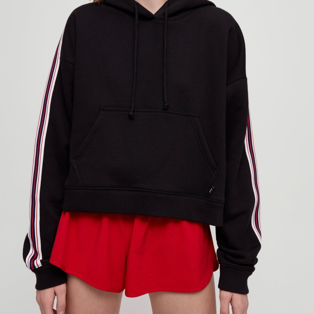 ARITZIA SWEATSHIRT & SWEATPANTS SET